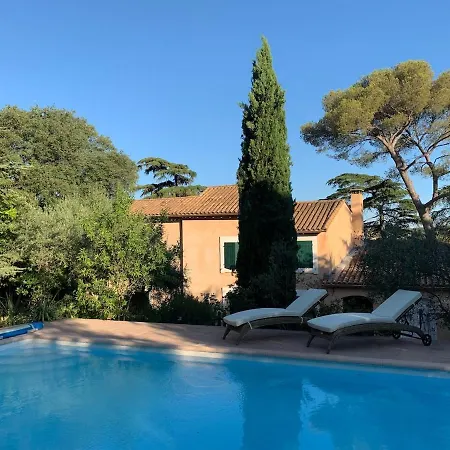 Villa Mas Provencal Piscine 16 Personnes Proche Centre De Nimes